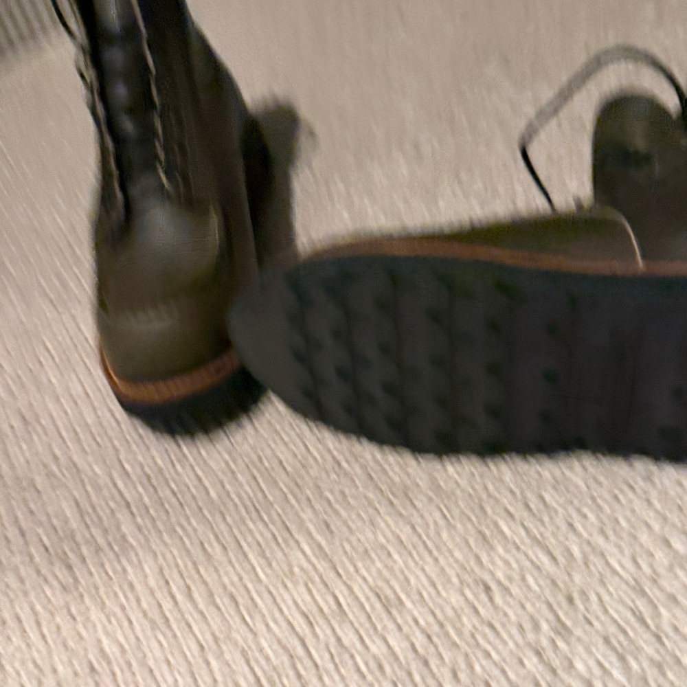 Red Wing 8828 Moc Toe Alpine Portage - Picture 4 of 8